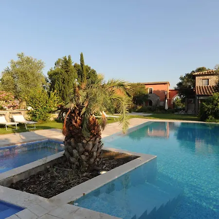 Relais Le Ginestre Alojamento de Turismo Rural Saturnia